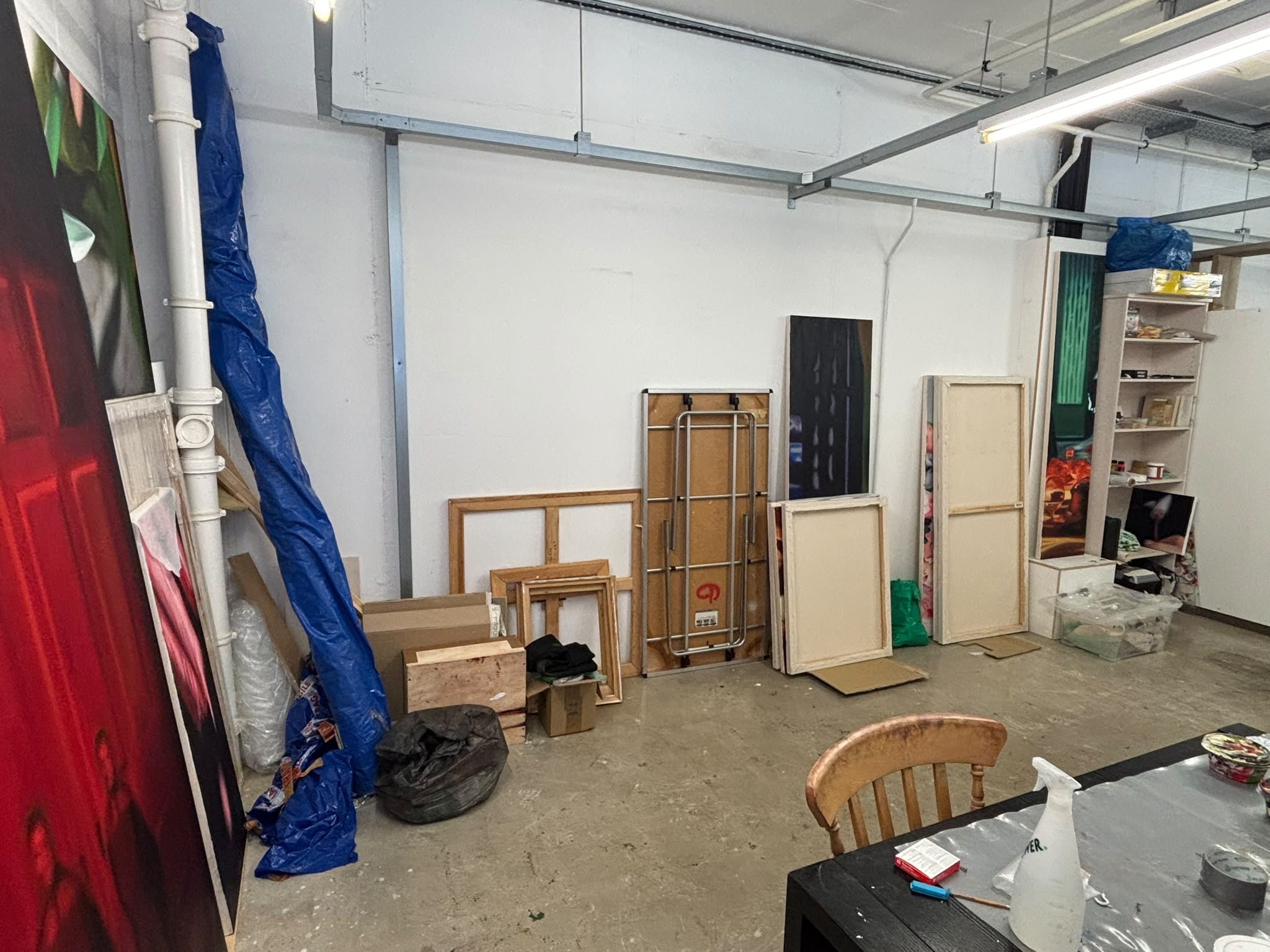 Self contained, open plan studio on the water photo 4