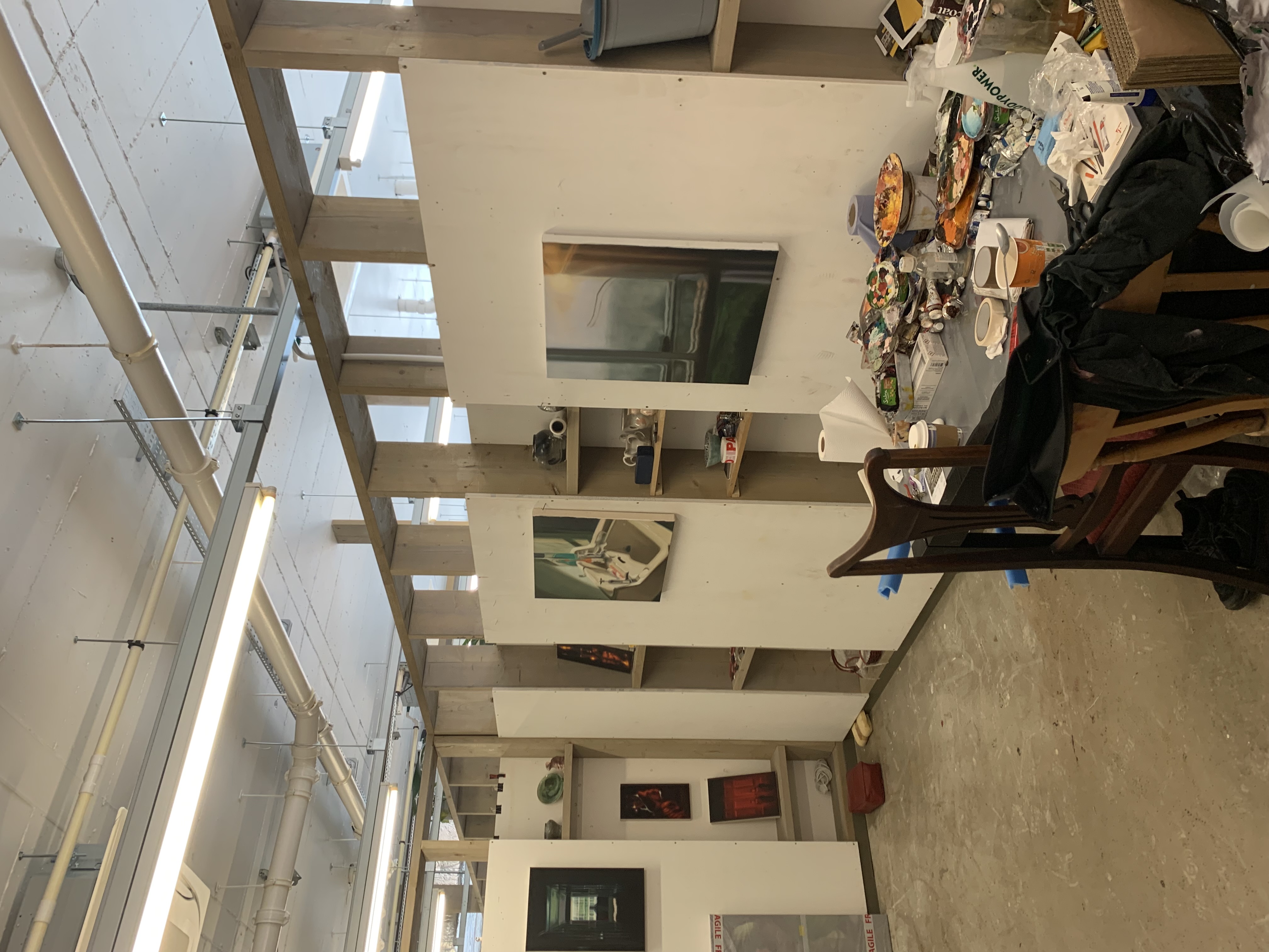 Self contained, open plan studio on the water photo 2