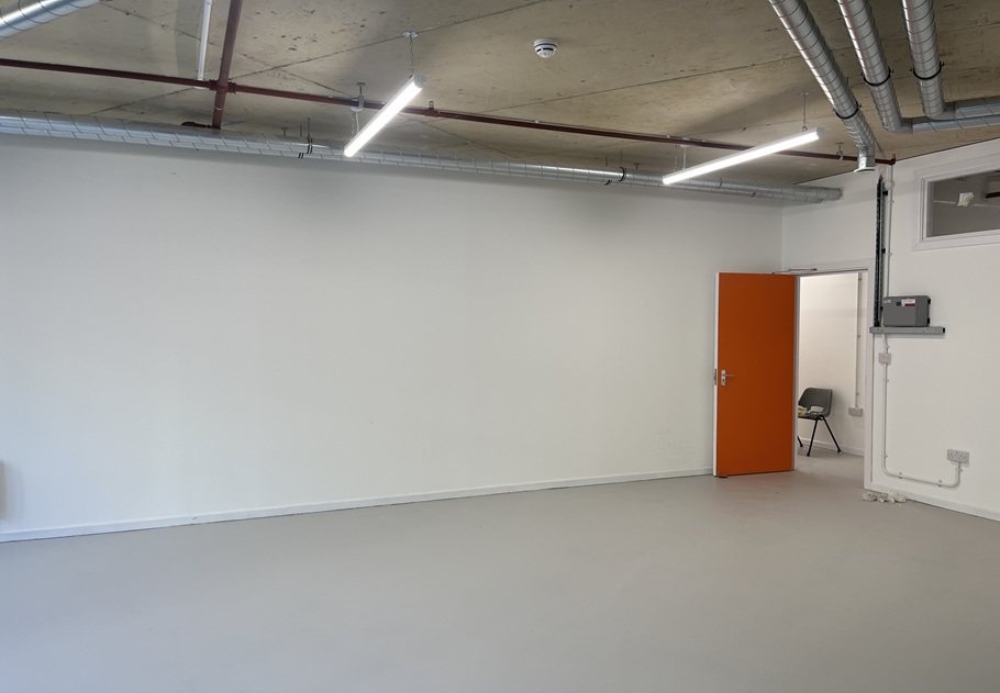 Bright Studio in Wembley Park (WR04) photo 3