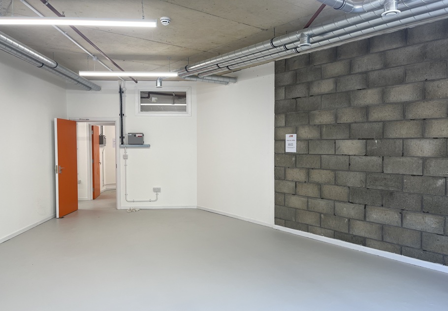 Bright Studio in Wembley Park (WR04) photo 2
